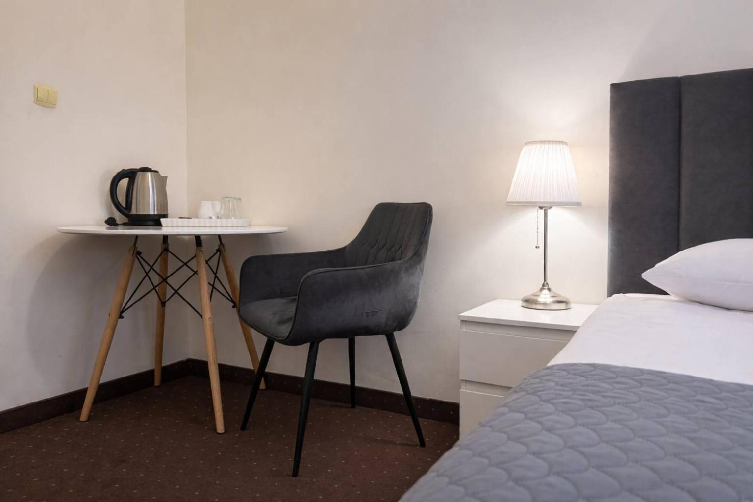 Twin Room with Shared Bathroom,1747664265:JPEG